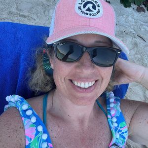 Meet your Posher, Liz